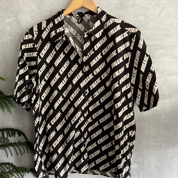 Women’s H&M Divided Oversized Billie Eillish Shirt, Size S - Picture 7 of 7
